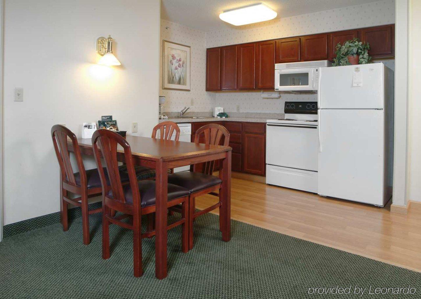 Homewood Suites By Hilton Erie Exterior photo