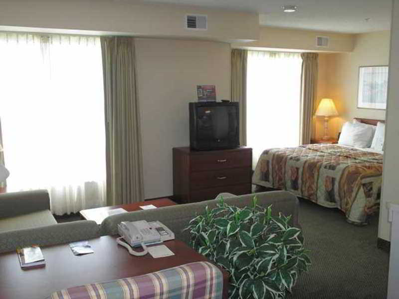 Homewood Suites By Hilton Erie Room photo